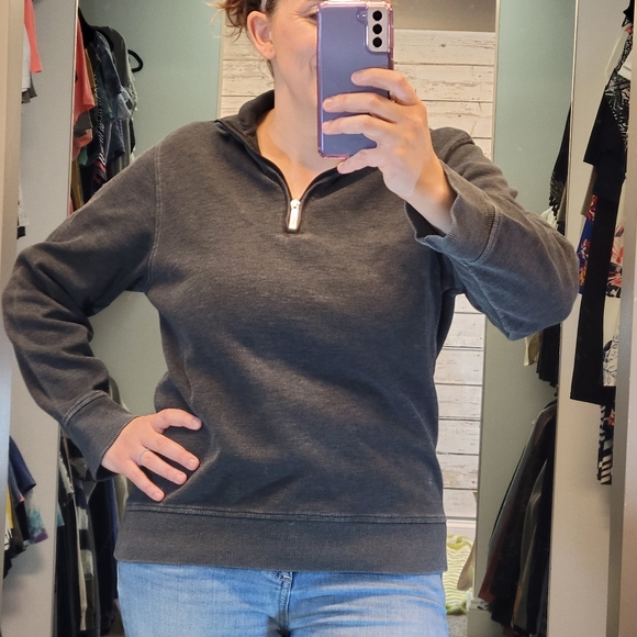 Van Heusen Henley Top Small - Picture 3 of 4